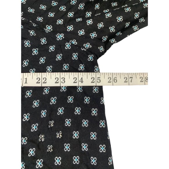 Chelsea & Theodore Women's Top - Picture 4 of 5